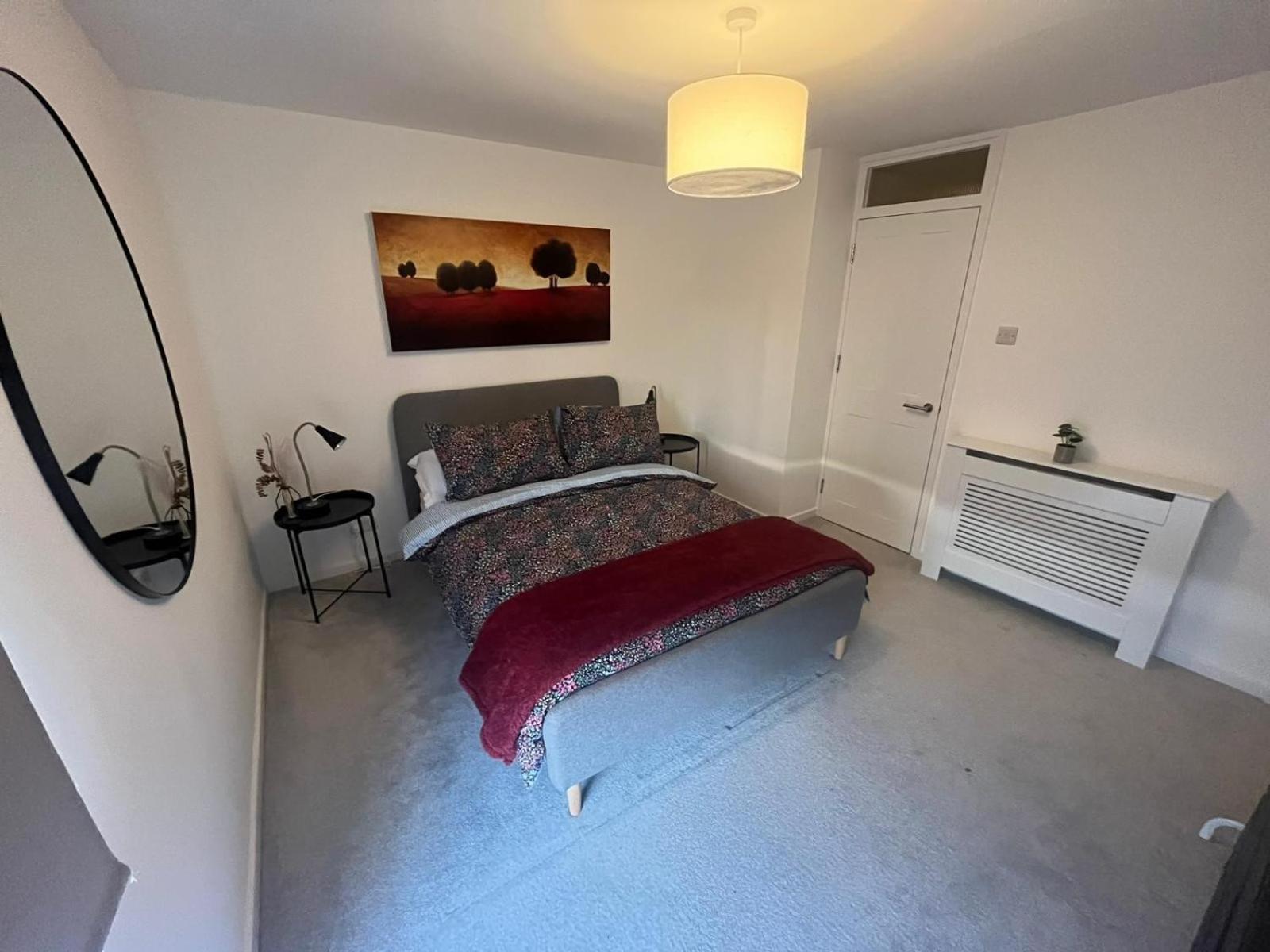 Modern And Comfortable Flat With Private Parking Lägenhet Oxford Exteriör bild
