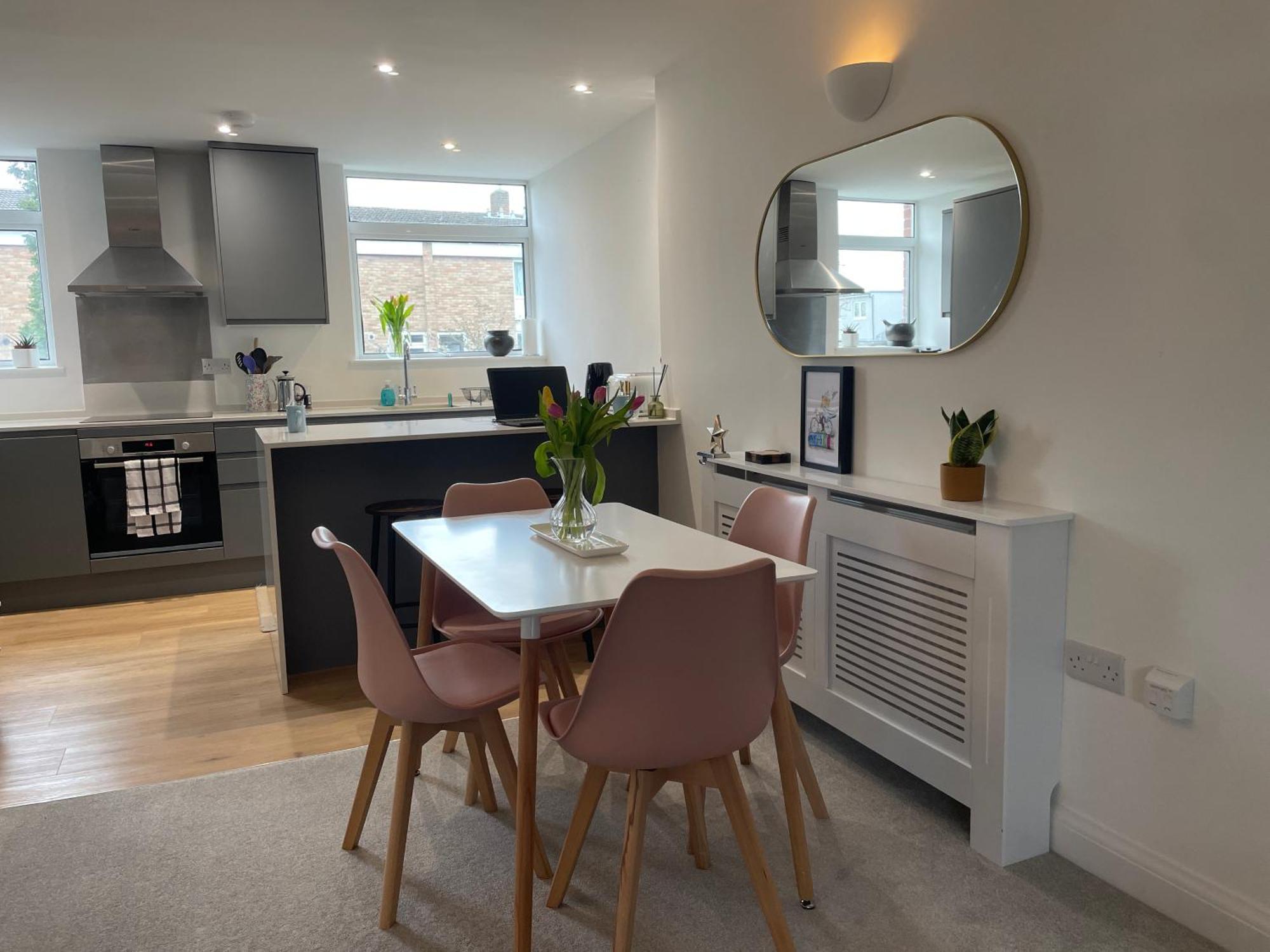 Modern And Comfortable Flat With Private Parking Lägenhet Oxford Exteriör bild